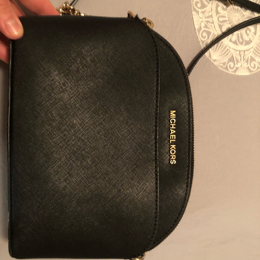 Crossbody bag